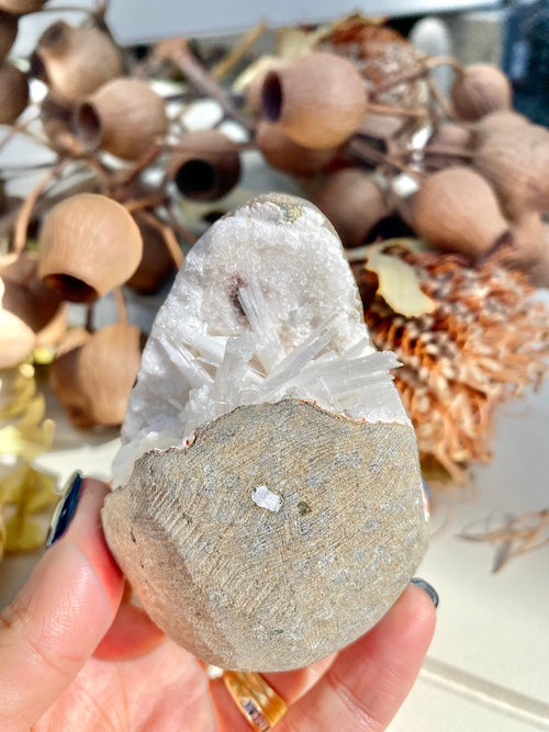 Scolecite Geode