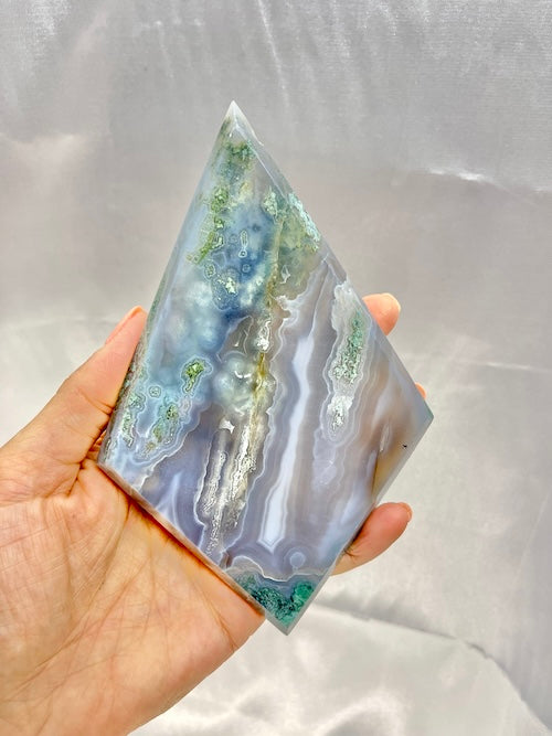 Moss Agate Diamond with Stand