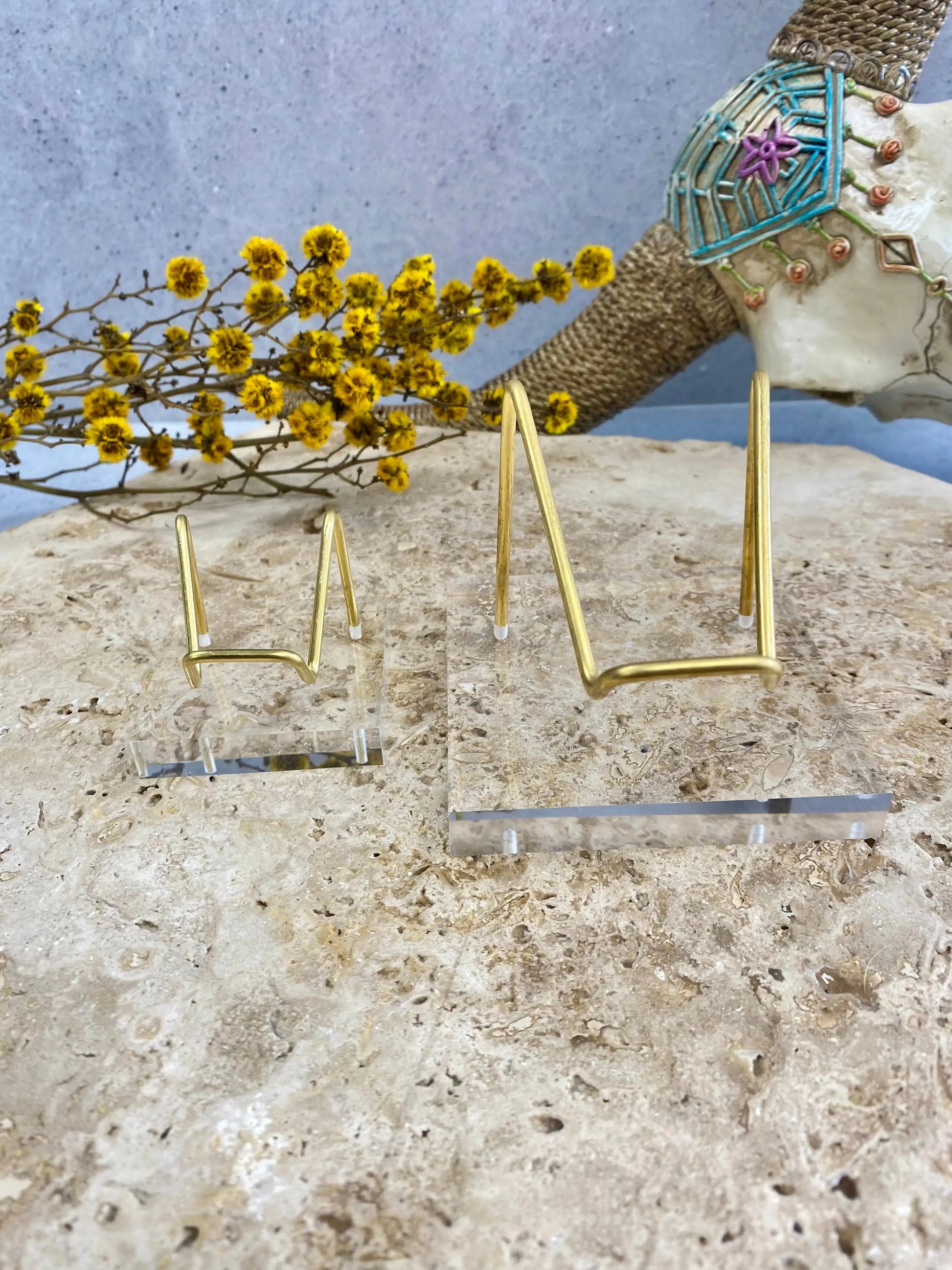 Acrylic & Gold Cluster Stand Anima Collective